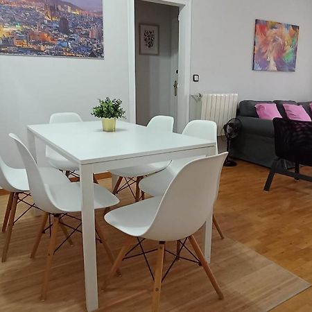 Sant Jordi Pisos - Dos De Maig Apartment Barcelona Exterior foto